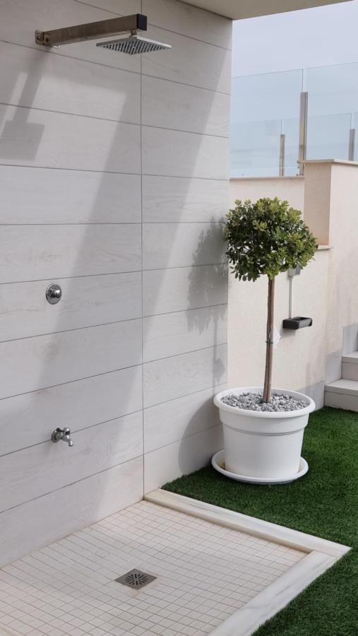 Modern And Cosy Apartment Close To The Beach ตอร์เรเวียคา ภายนอก รูปภาพ